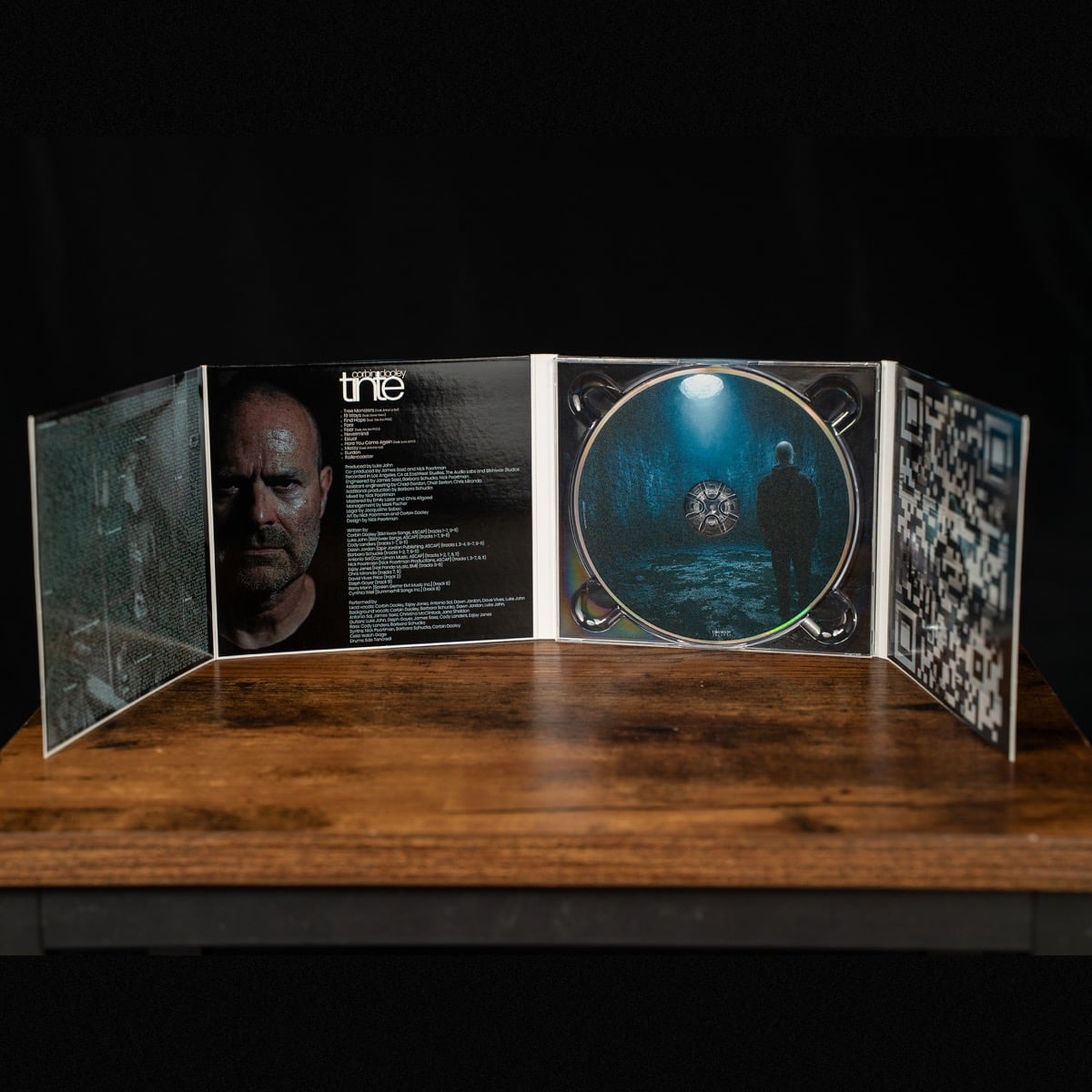 Corbin Dooley – "Tinte" [CD: Limited Digipak]